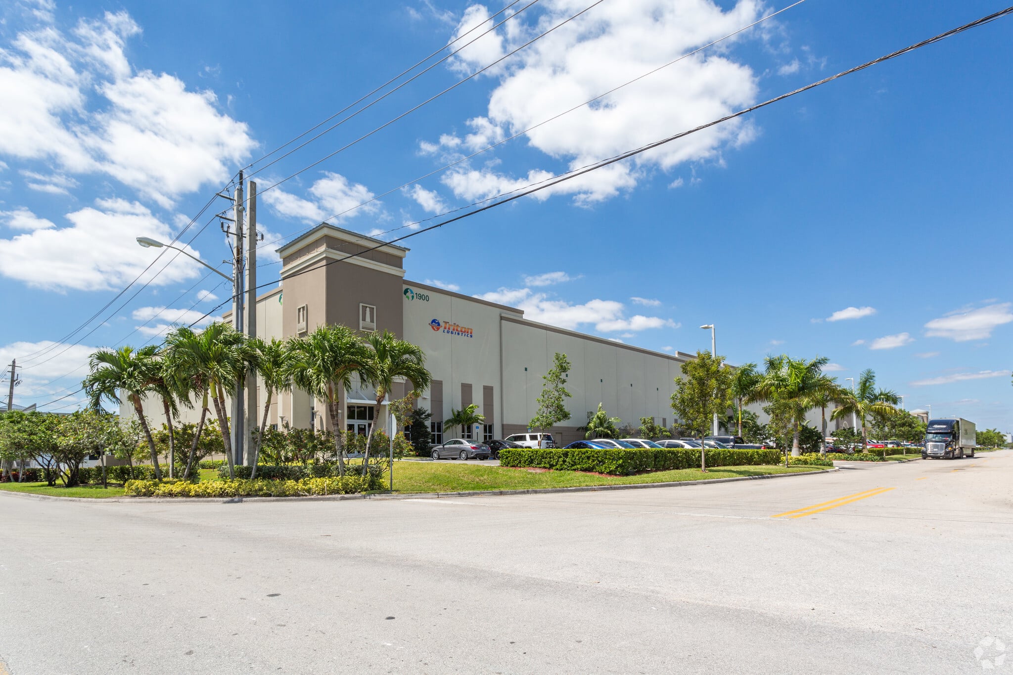 Real Estate Services, Miami | Synergy Industrial Partners